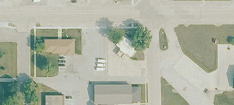11 Elm Ave