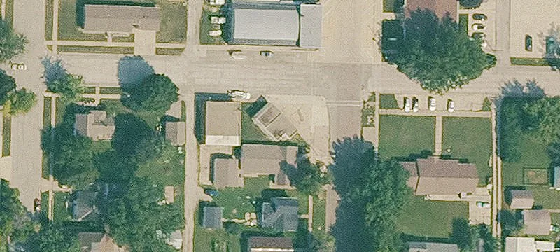 200 3rd St
