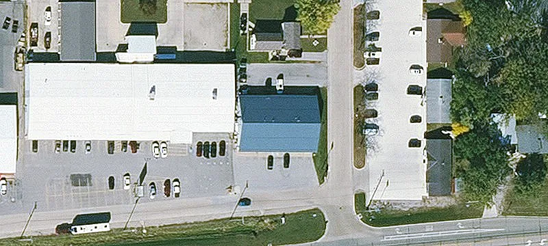 808-812 Hwy 18th W