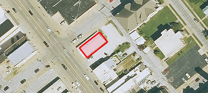 725 Main St