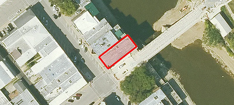 102 Main St