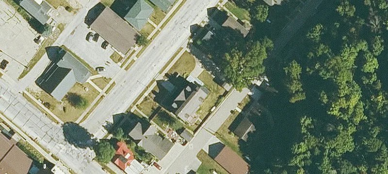 625 Main St