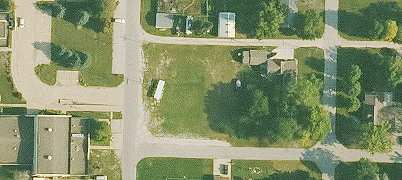 601 Mortimer Ave