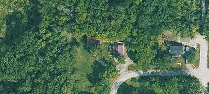 105 Lakeside Dr