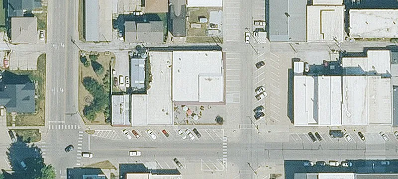 101 Main St