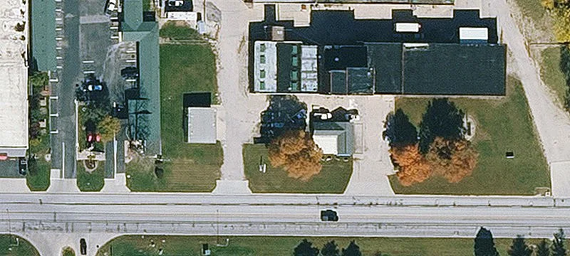 1701 Lakeshore Dr