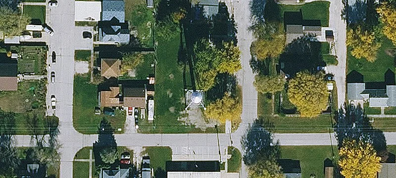 606 Main St