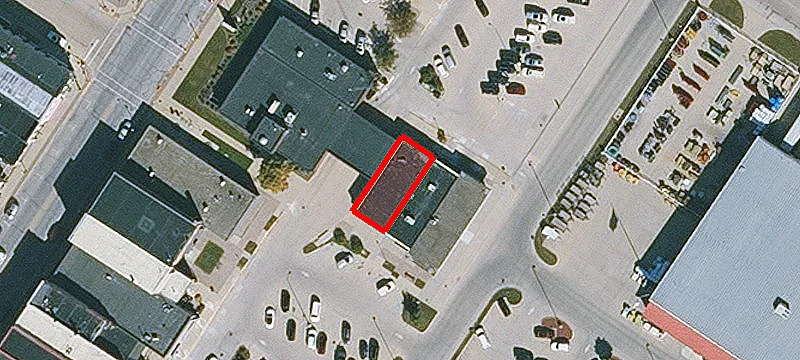 713 Kelly Mall