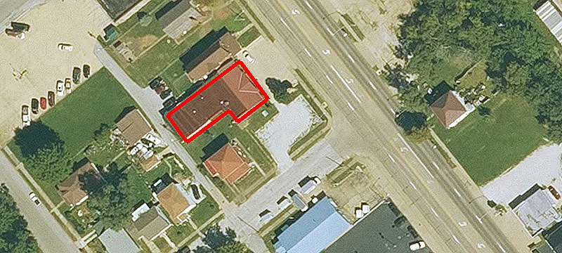 1902 Main St