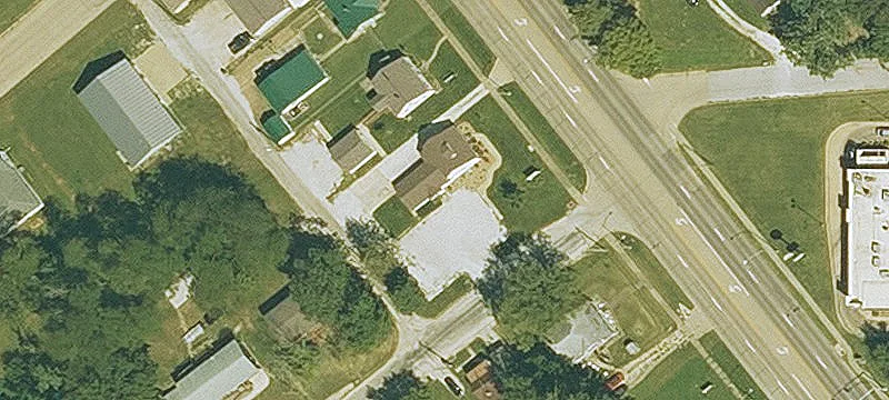 2406 Main St