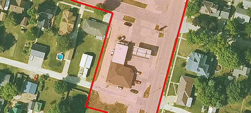 201 Commercial St
