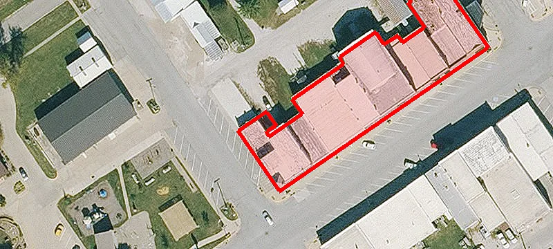 785 Main St