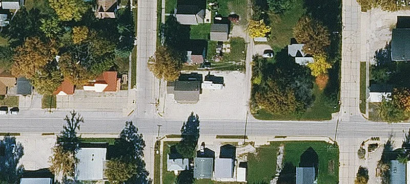 301 2nd St