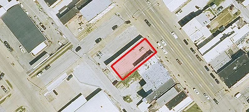 724 Main St