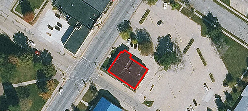 400 Main St