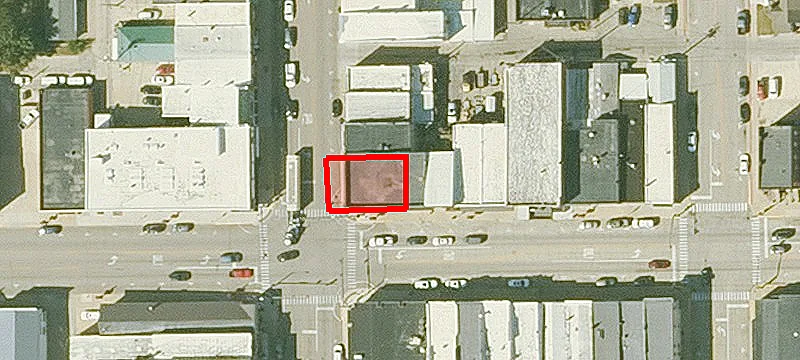 100 Main St