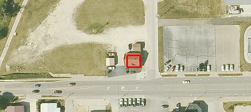 401 Main St