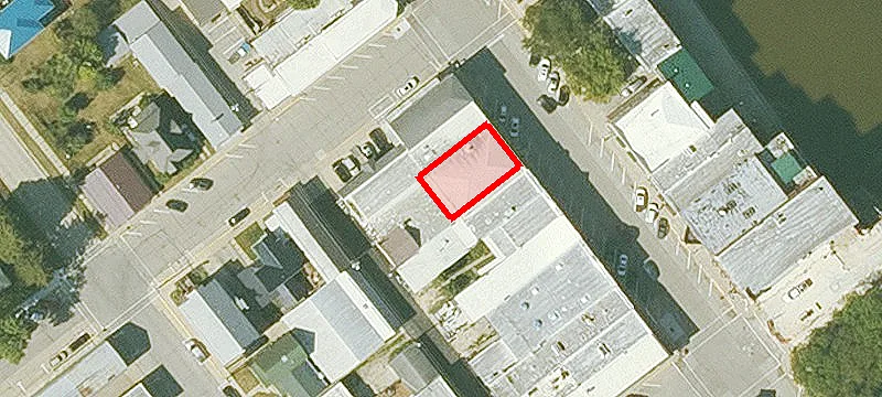 129 Main St