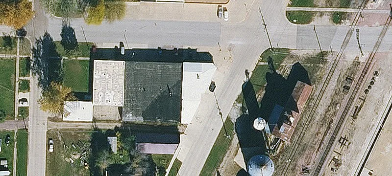 501 Elm St