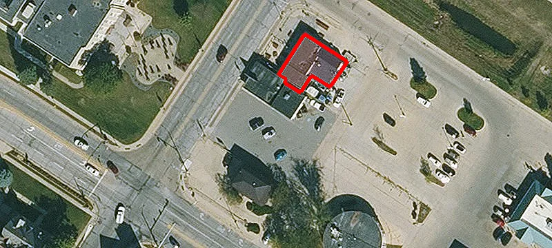 106 Main St