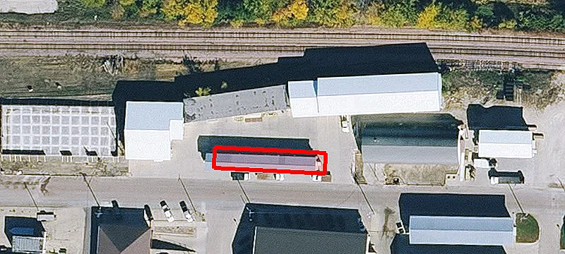 100 Railroad St