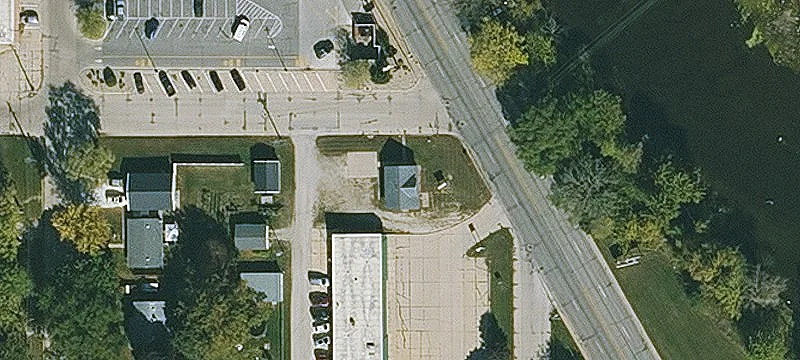 200 3rd St
