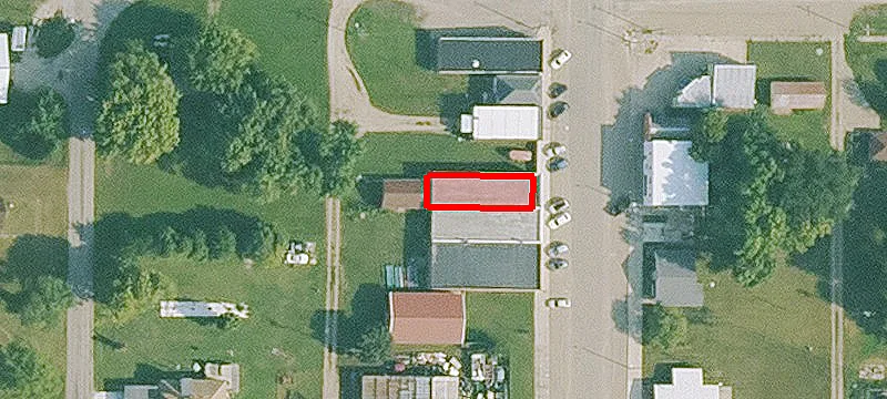 607 Maple St