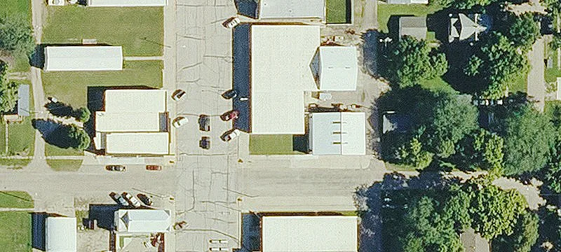 302 Main St
