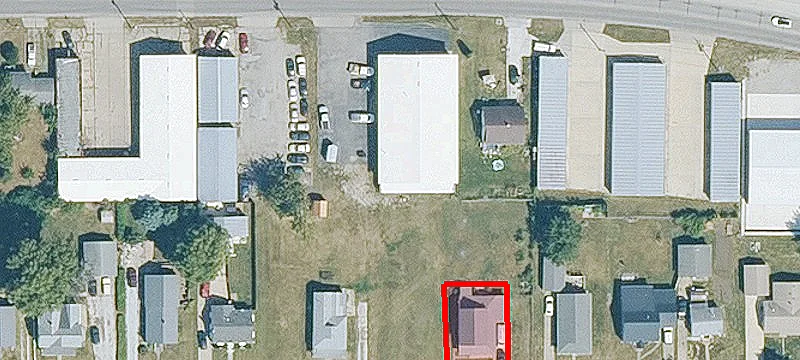 1318 Main St