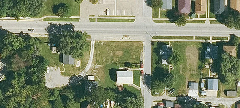 1602 Ave E Ave