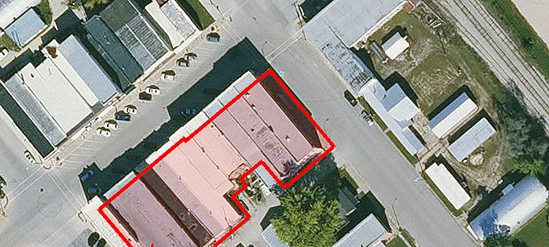 122 Traer St