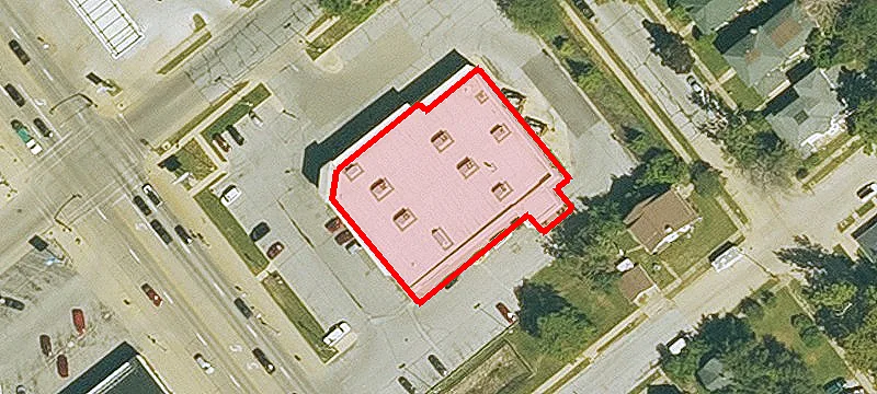 1215 Main St