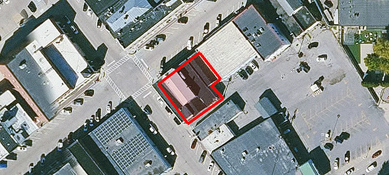 403 Main Ave