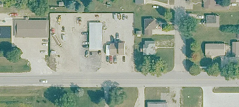 902 Elm Ave