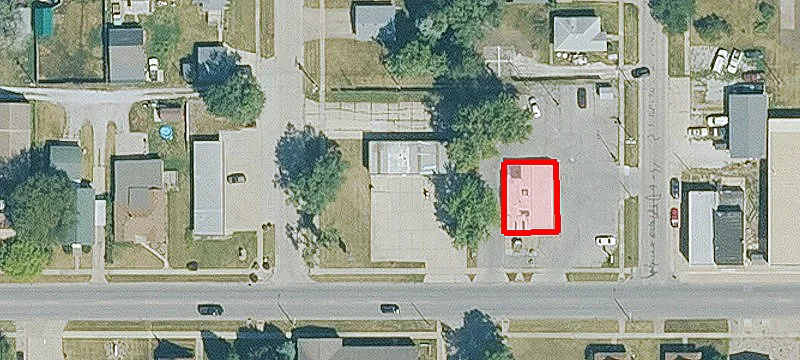 711 Pleasant St