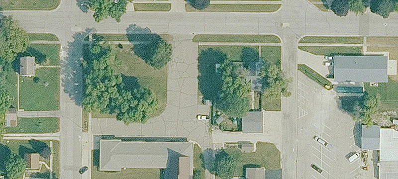 306 2nd NW Ave