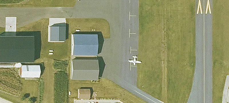 Manchester, IA 52057