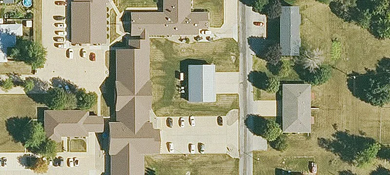 406 2nd Ave