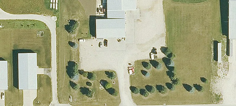 712 John Dr