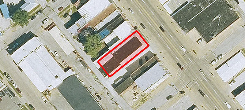 810 Main St