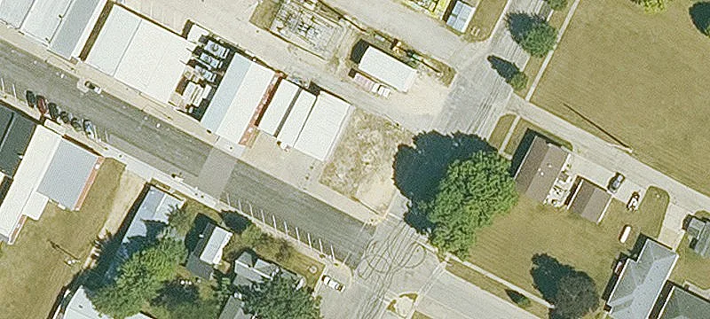 133 1st SE St