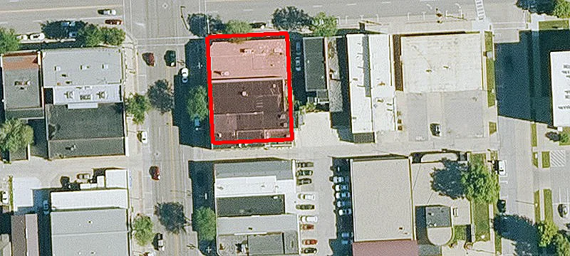 318 Grand Ave