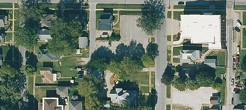 805 Poplar St