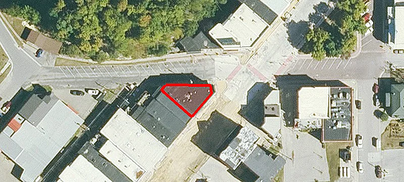 210 Main St