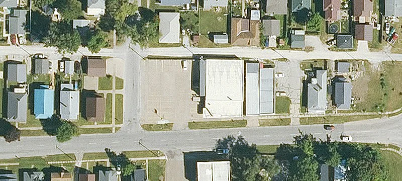1827 Ave E Ave