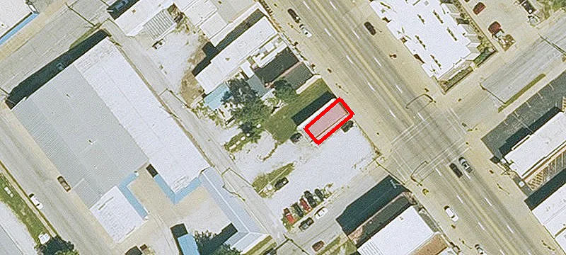 910 Main St
