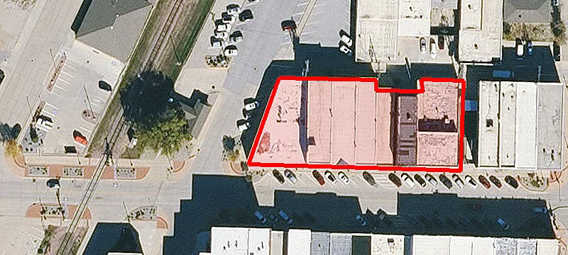 228 Main St