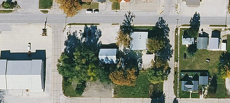 200 2nd St