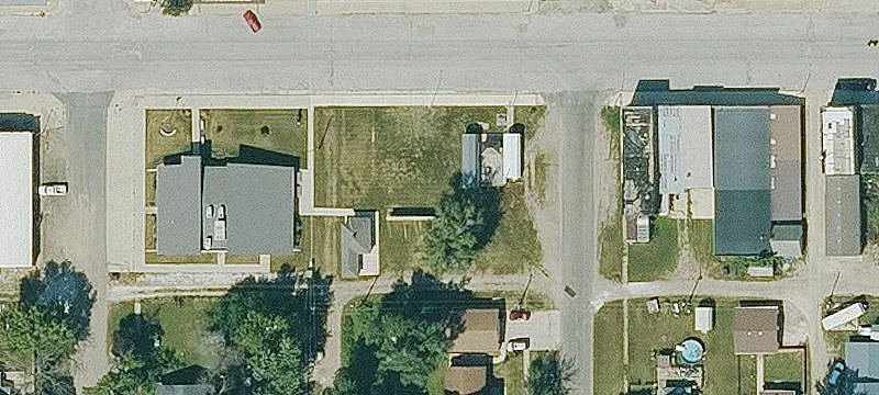 220 Main E St