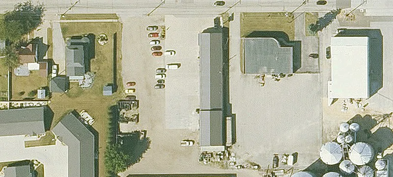 905 Main St